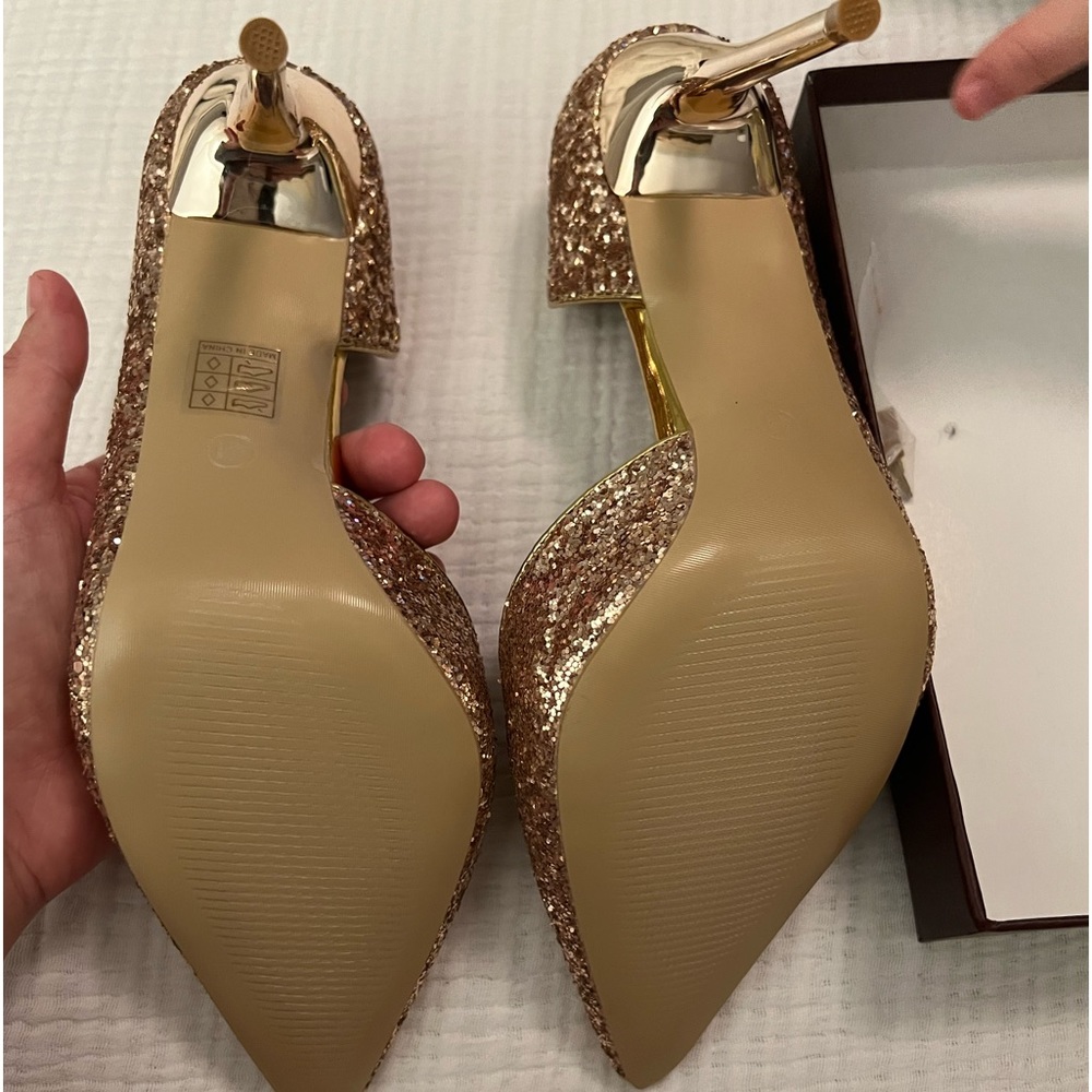 New never worn heels - Picture 9 of 10